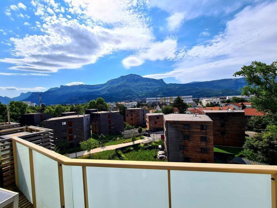 Grand Appartement Avec Vue Magnifique - Vercors - Une Experience Unique - Wifi Gratuit Grenoble Exterior foto